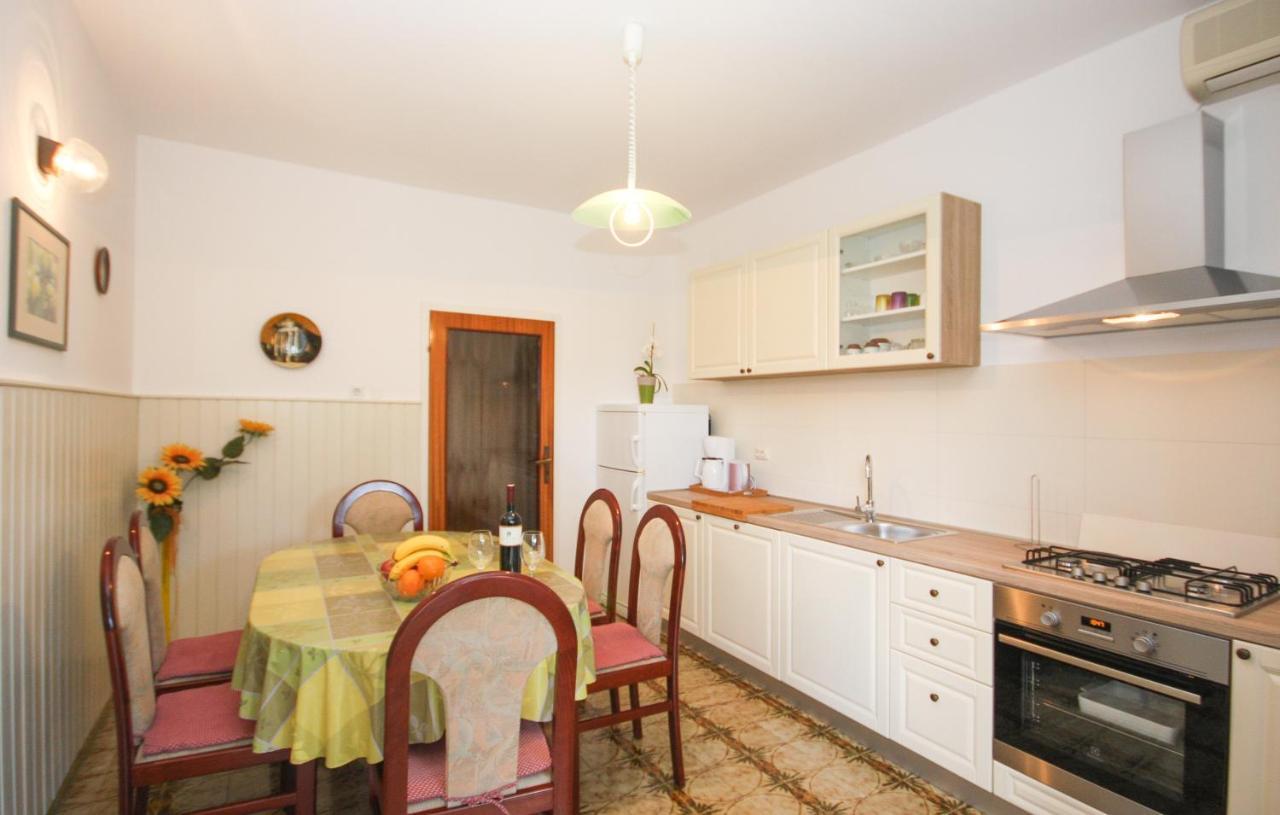 Guest House Ljubica Медулин Екстер'єр фото