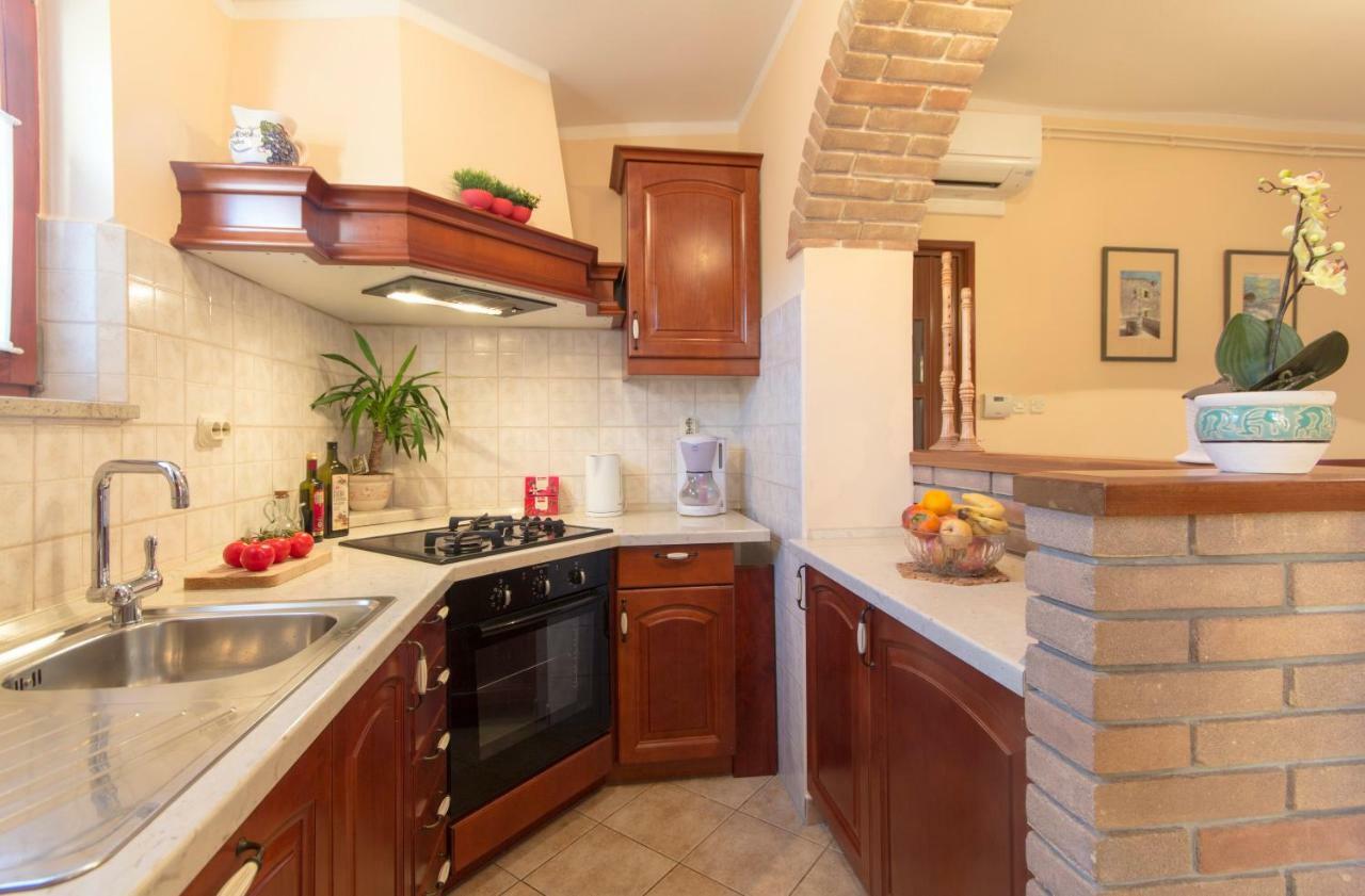 Guest House Ljubica Медулин Екстер'єр фото
