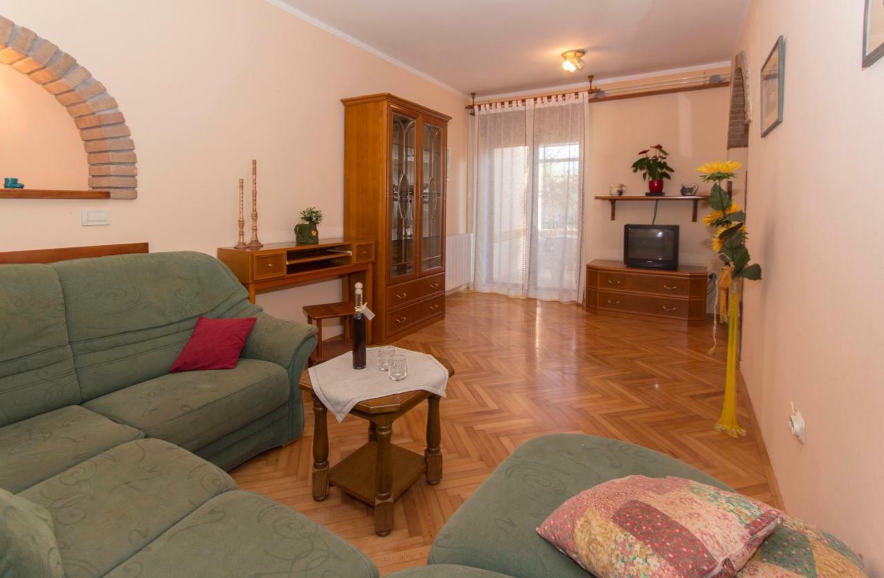 Guest House Ljubica Медулин Екстер'єр фото