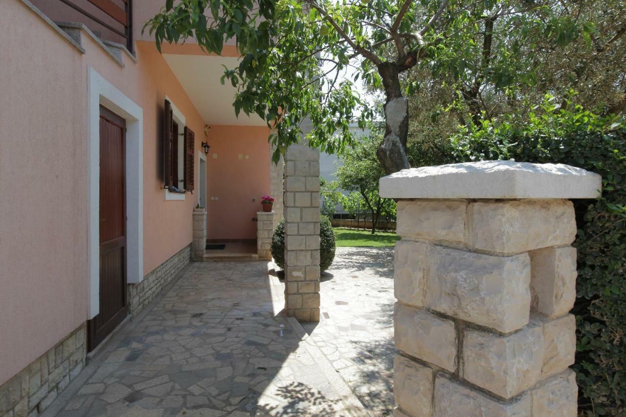 Guest House Ljubica Медулин Екстер'єр фото